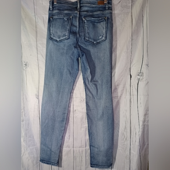 Judy Blue Boyfriend Fit Button-Fly Women's Blue Distressed Jeans - Picture 2 of 16